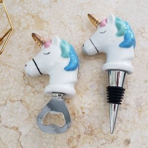 New in box!! UNICORN drinkware accessory set